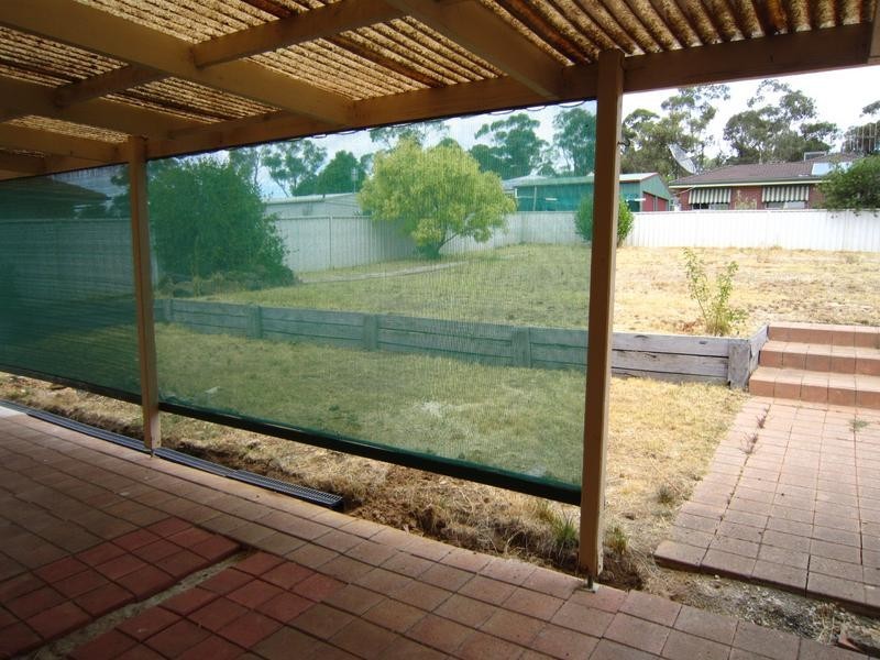 19 Pittaway St, Kangaroo Flat VIC 3555