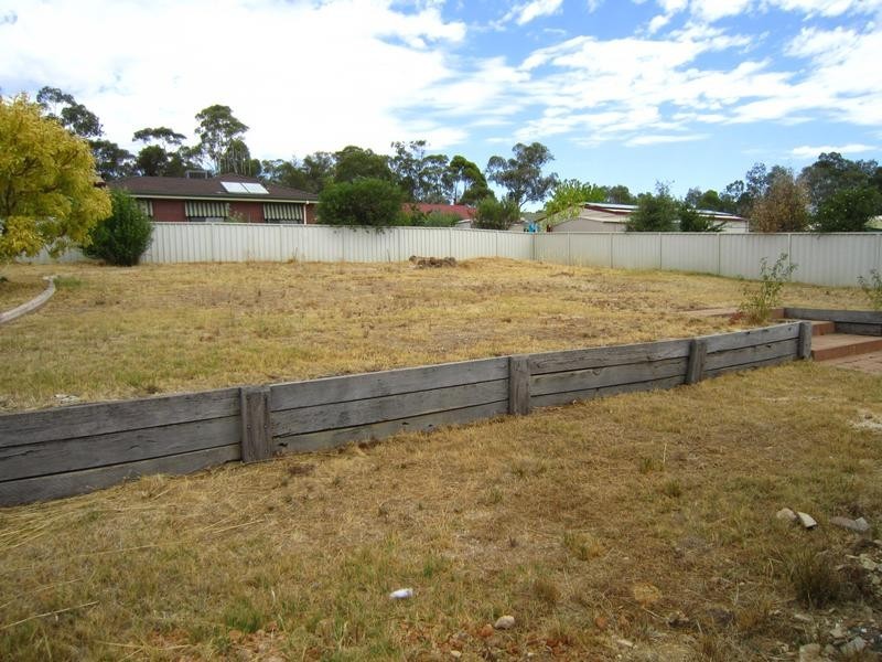 19 Pittaway St, Kangaroo Flat VIC 3555
