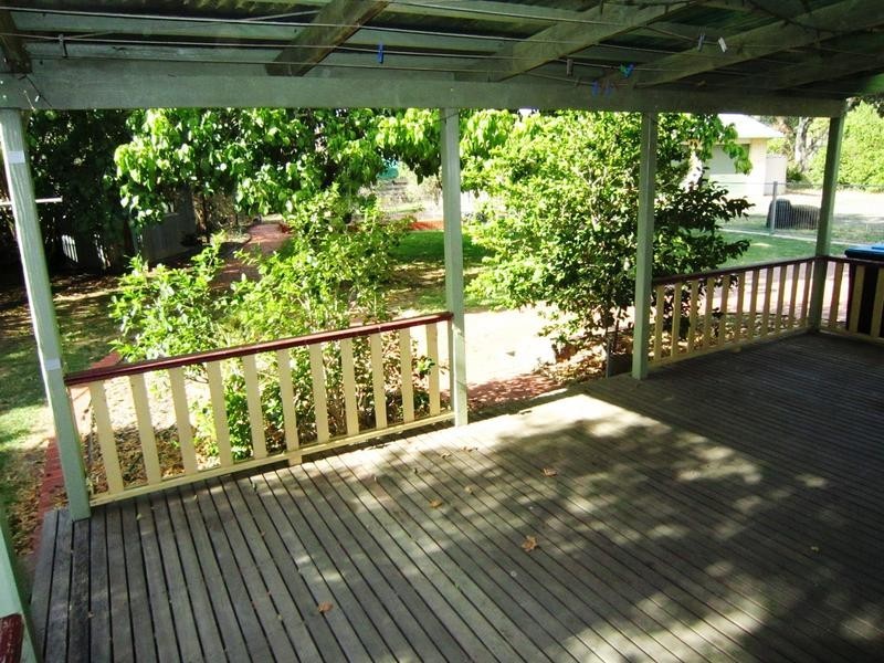 11 Crusoe Road, Kangaroo Flat VIC 3555