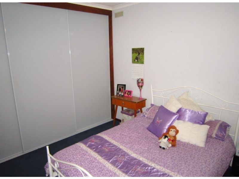 74 Panton Street, Golden Square VIC 3555