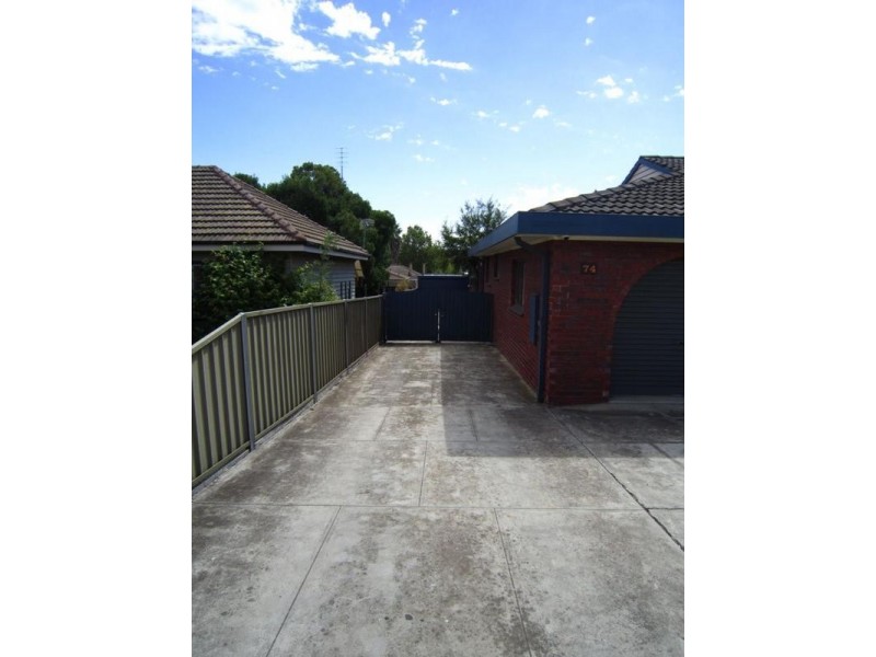 74 Panton Street, Golden Square VIC 3555
