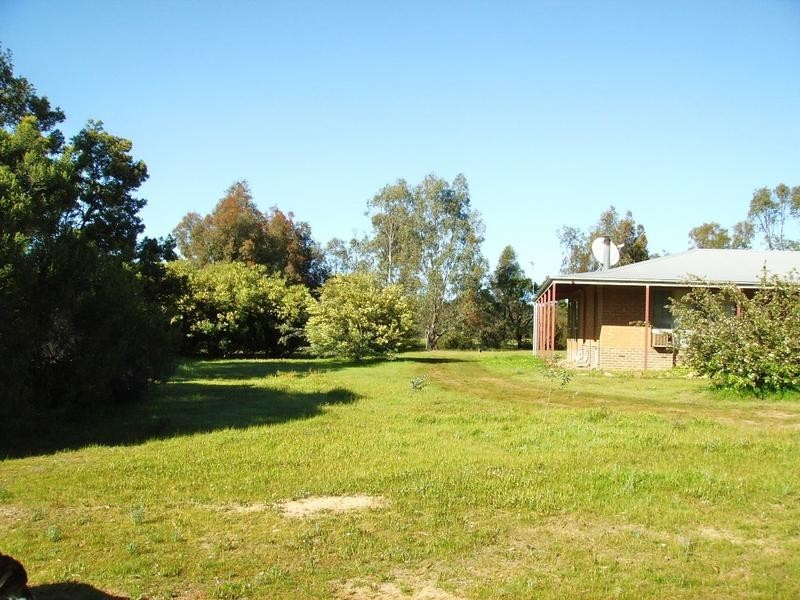 17 Gledhill Lane, Eppalock VIC 3551