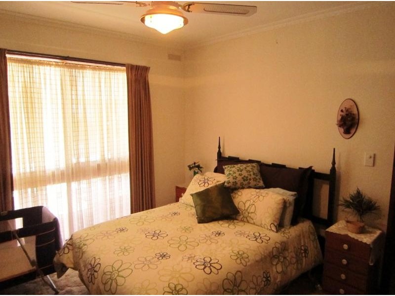 121 Olympic Parade, Kangaroo Flat VIC 3555