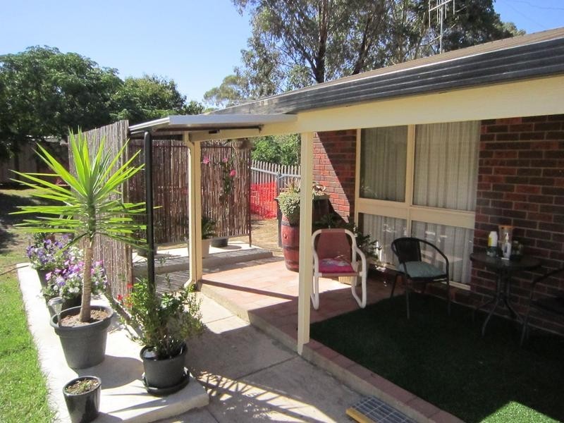 121 Olympic Parade, Kangaroo Flat VIC 3555