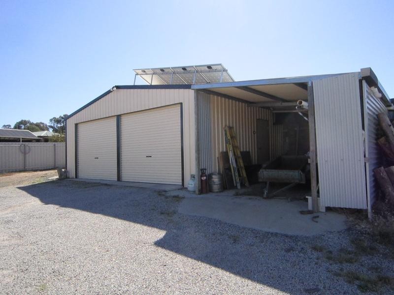 121 Olympic Parade, Kangaroo Flat VIC 3555