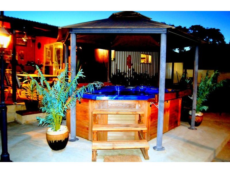 121 Olympic Parade, Kangaroo Flat VIC 3555