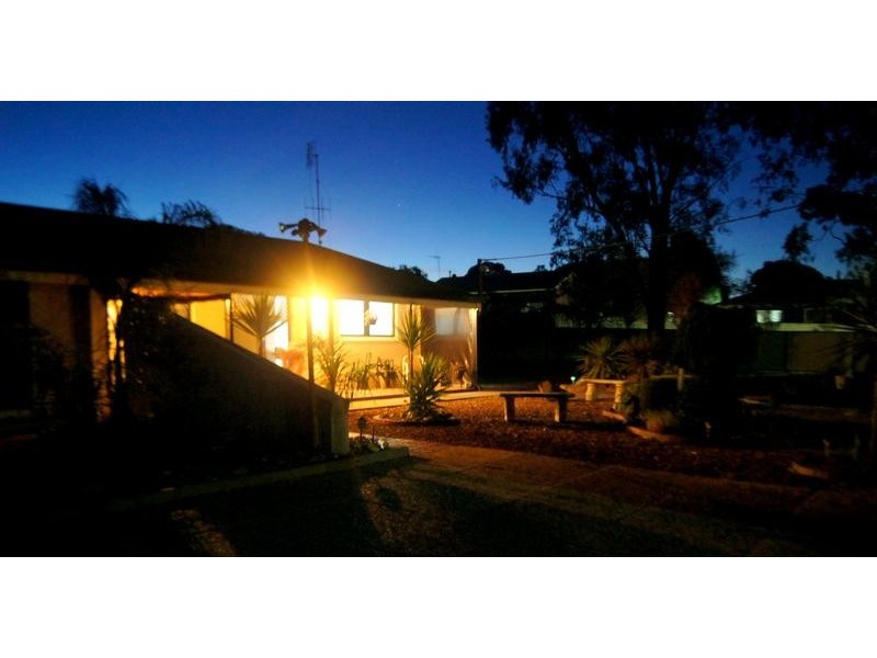 121 Olympic Parade, Kangaroo Flat VIC 3555