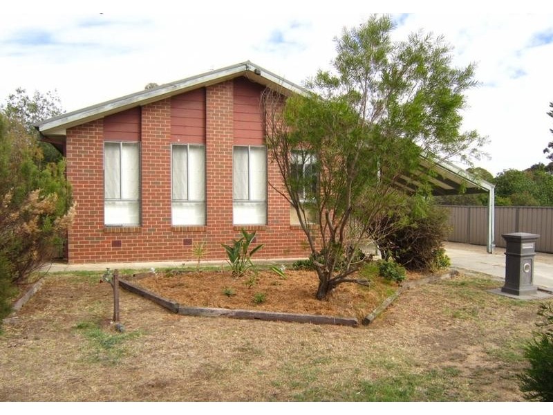 58 Helm Street, Kangaroo Flat VIC 3555