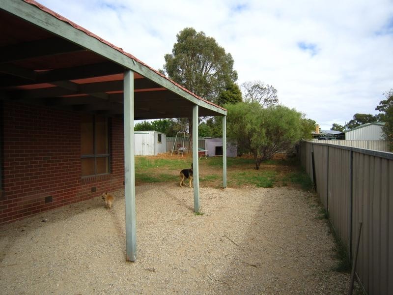 58 Helm Street, Kangaroo Flat VIC 3555