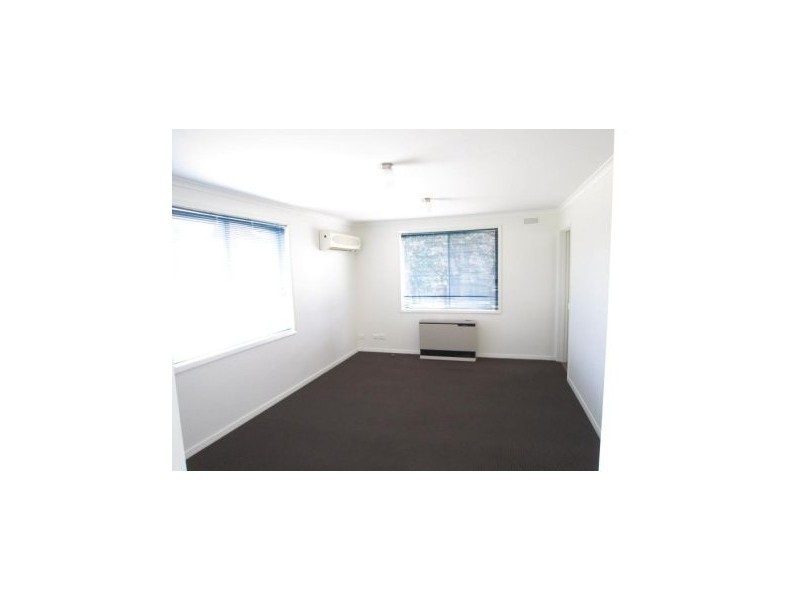 8 Winze Court, Long Gully VIC 3550
