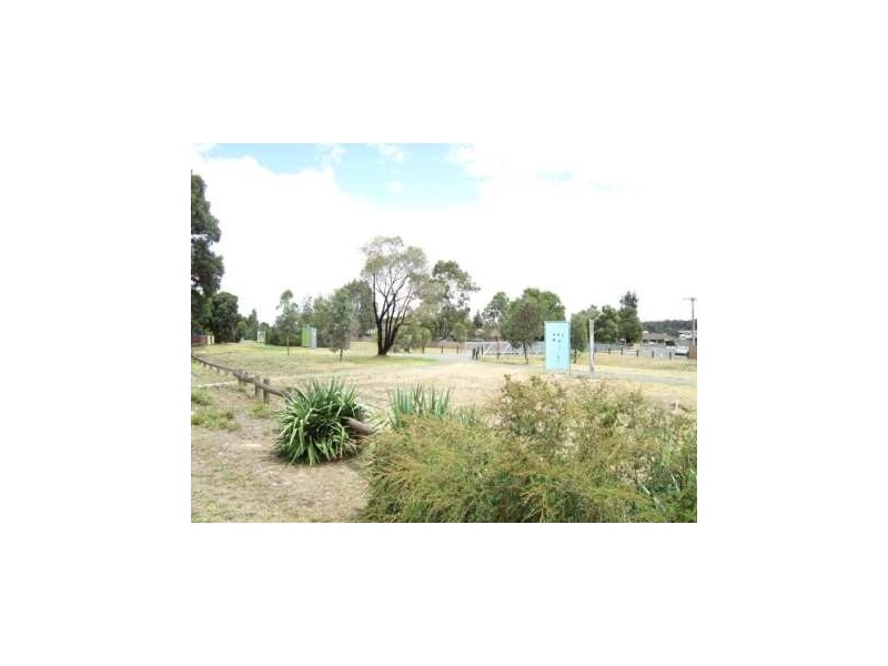8 Winze Court, Long Gully VIC 3550