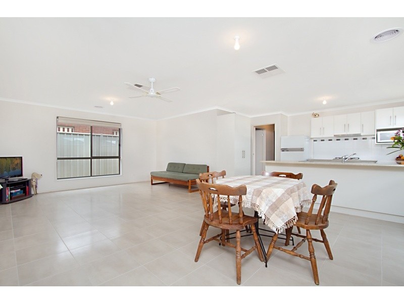 13A Tobin Crescent, Epsom VIC 3551