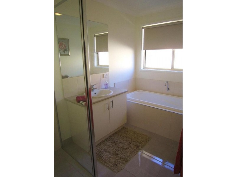 4 Imperial Court, Eaglehawk VIC 3556