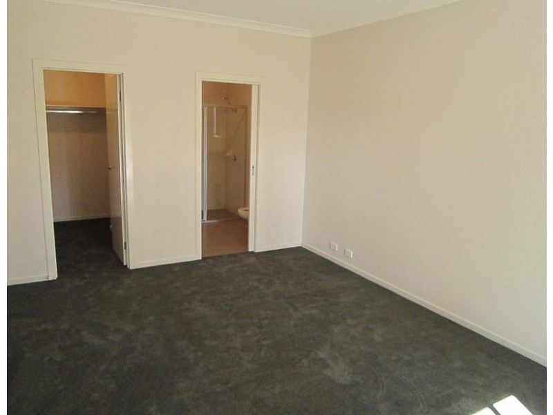 58 Kingston Drive, Eaglehawk VIC 3556