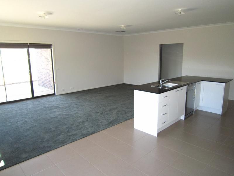 58 Kingston Drive, Eaglehawk VIC 3556