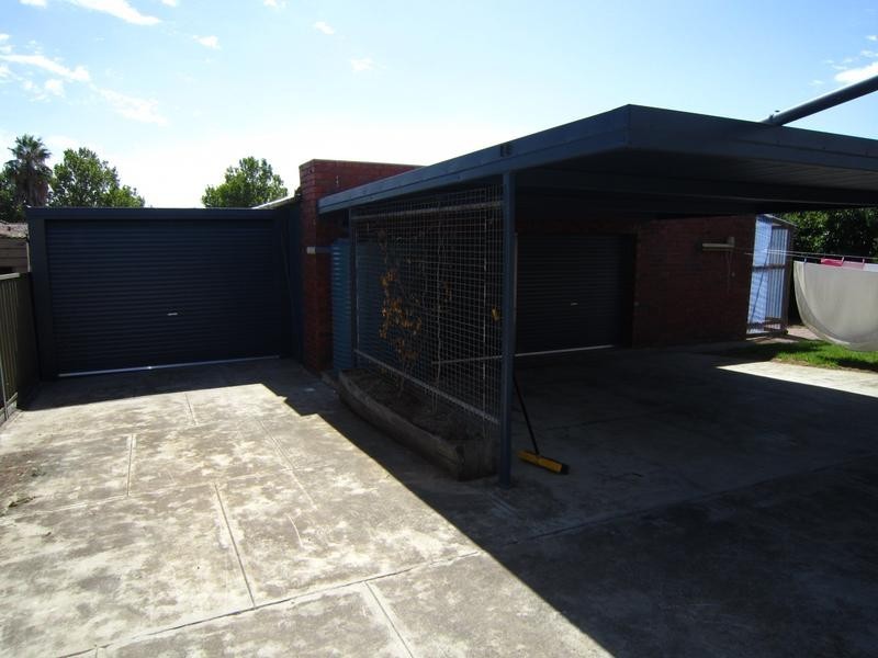 74 Panton Street, Golden Square VIC 3555