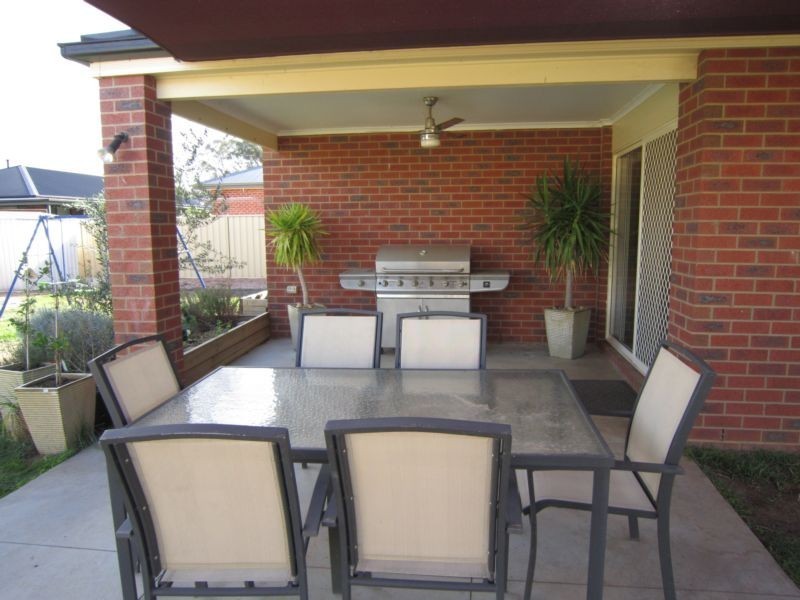 14 Lindsay Court, Strathfieldsaye VIC 3551