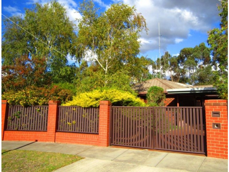 64 Gill Avenue, California Gully VIC 3556