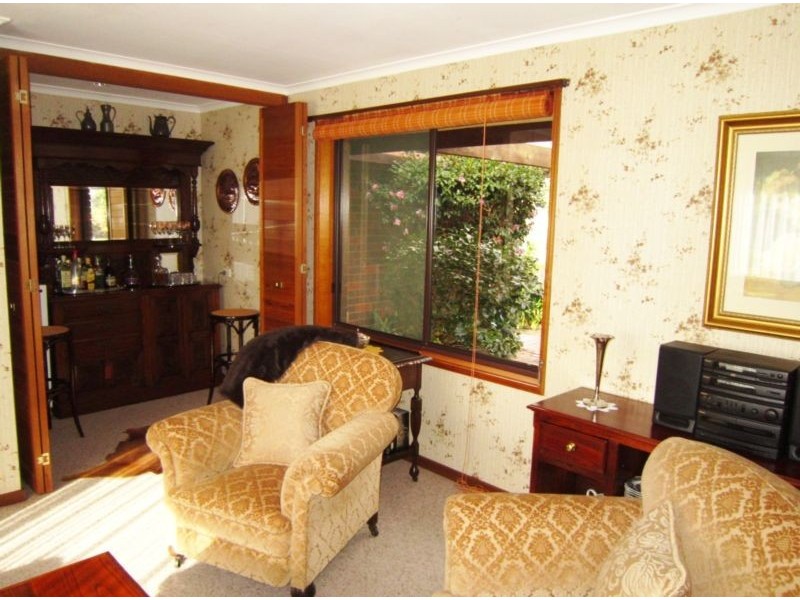 64 Gill Avenue, California Gully VIC 3556