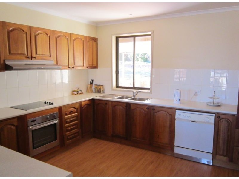 123 Osborne Street, Flora Hill VIC 3550