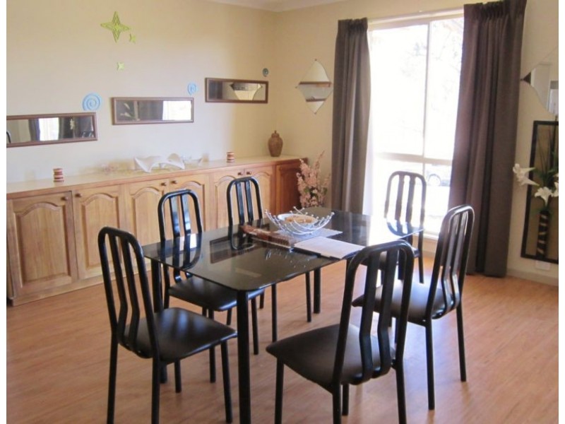 123 Osborne Street, Flora Hill VIC 3550
