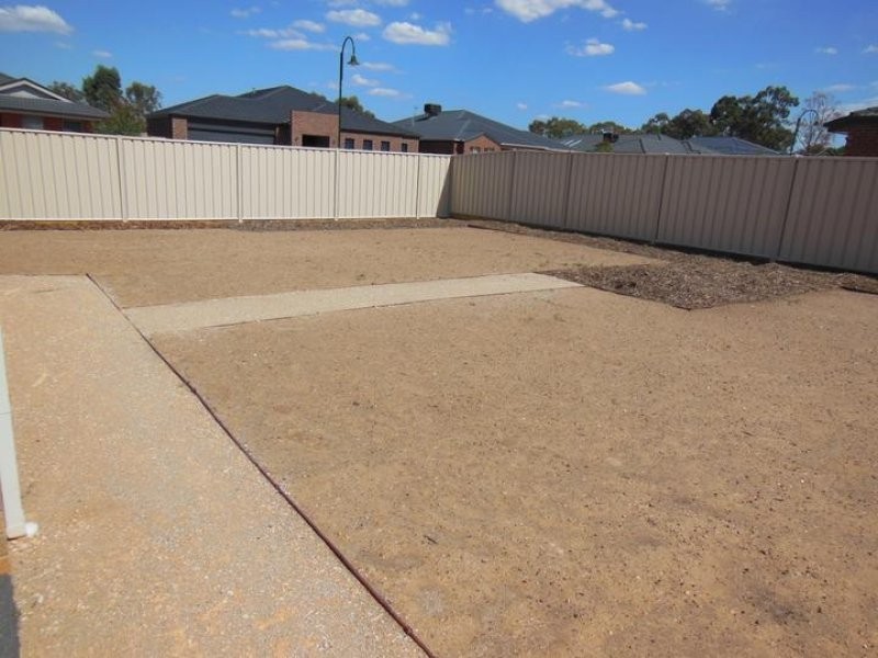 1 Kent Place, Strathfieldsaye VIC 3551