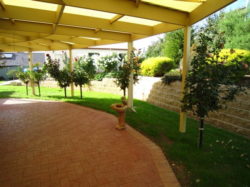 39 Northmoor Drive, Strathdale VIC 3550