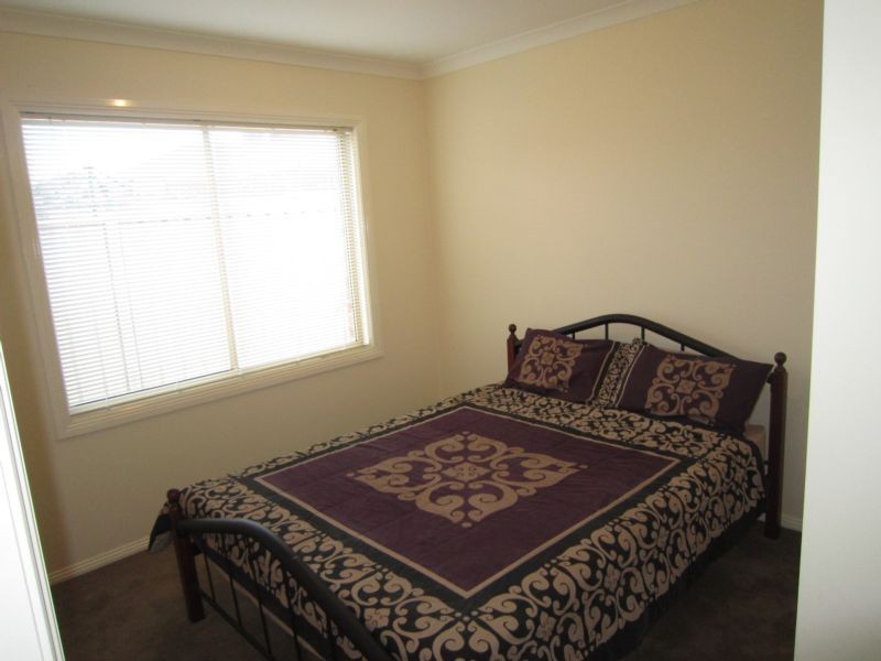 5 Verbeena Terrace, Epsom VIC 3551