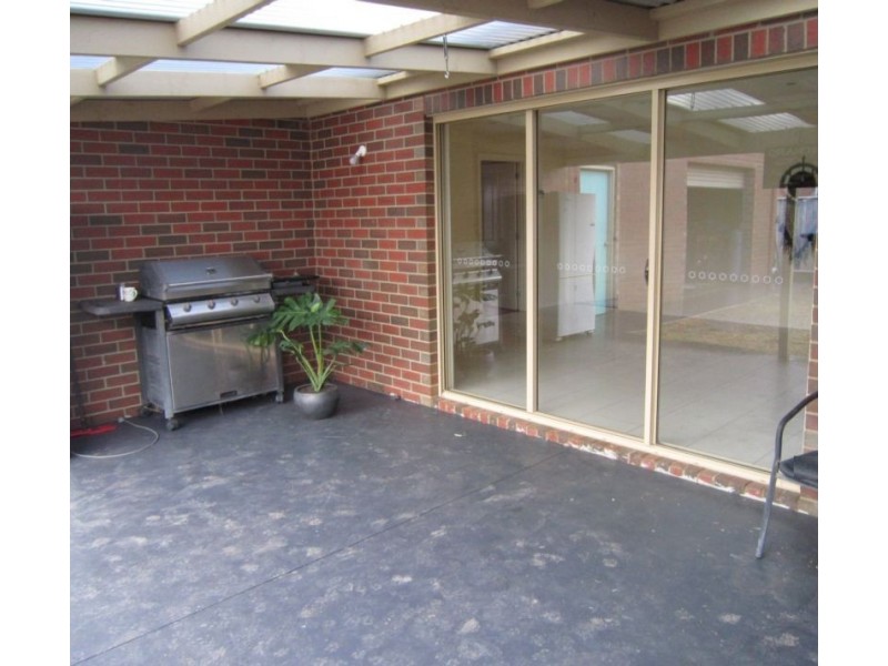 5 Verbeena Terrace, Epsom VIC 3551