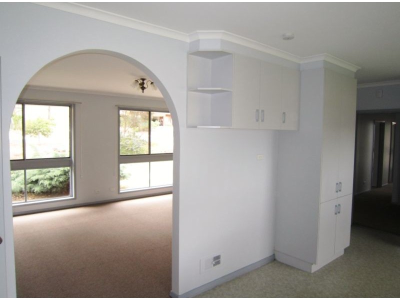 34 Cousins Street, Strathdale VIC 3550