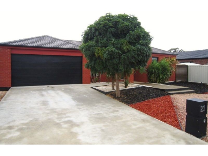 21 Lemongum Drive, Strathfieldsaye VIC 3551