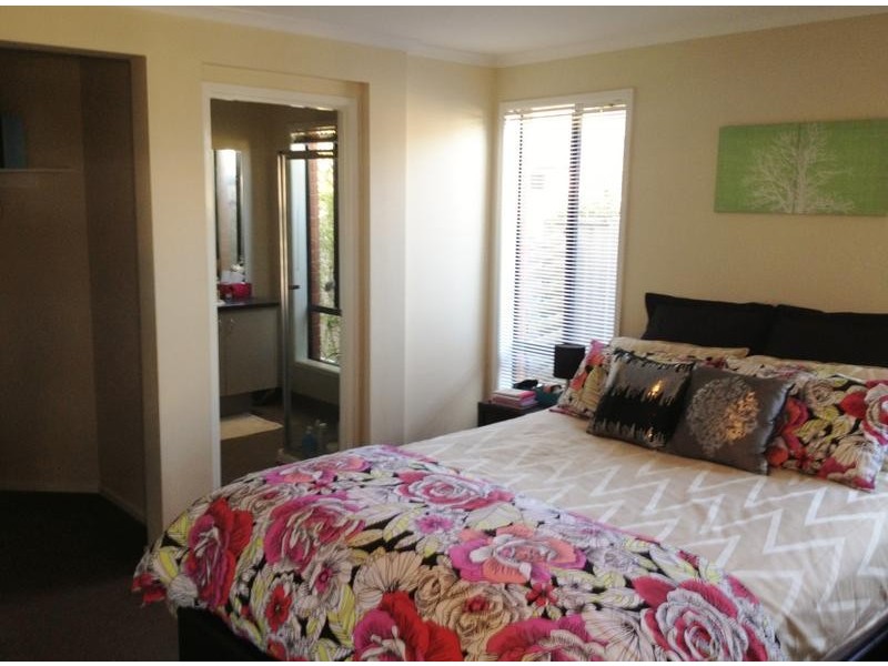 21 Lemongum Drive, Strathfieldsaye VIC 3551