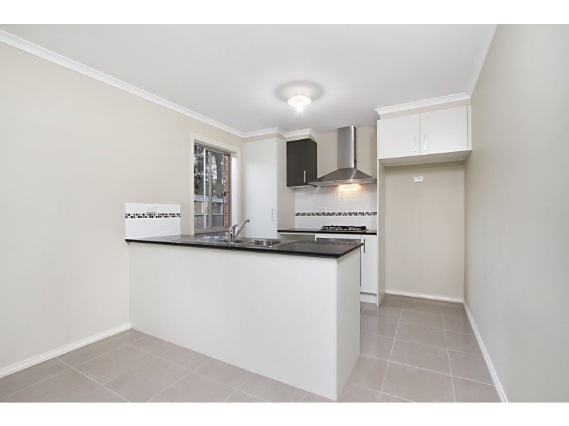 1/4 Rosemary Court, Golden Square VIC 3555