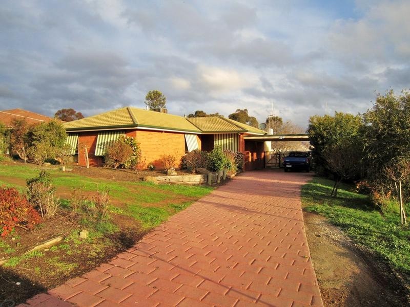 115 Alder Street, Kangaroo Flat VIC 3555