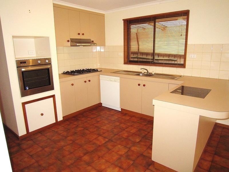 115 Alder Street, Kangaroo Flat VIC 3555