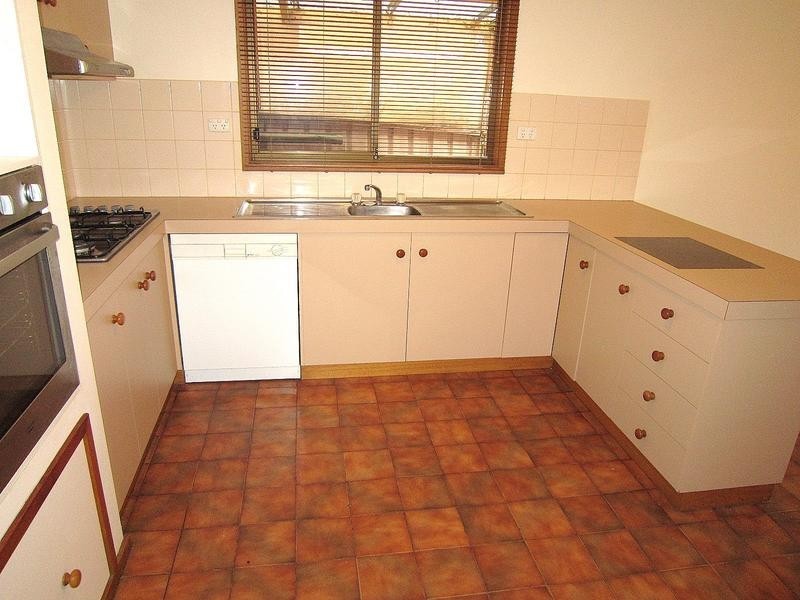 115 Alder Street, Kangaroo Flat VIC 3555