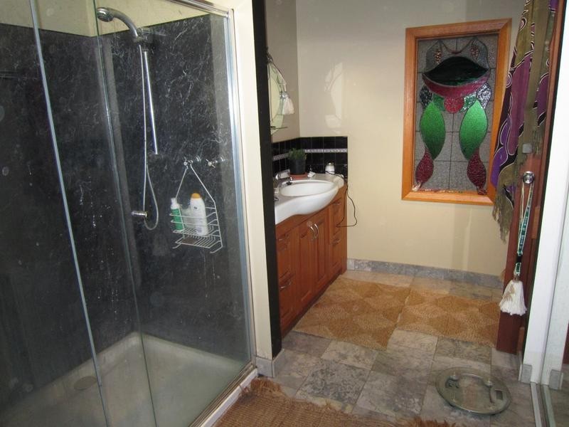 7 Lowe Street, Kangaroo Flat VIC 3555