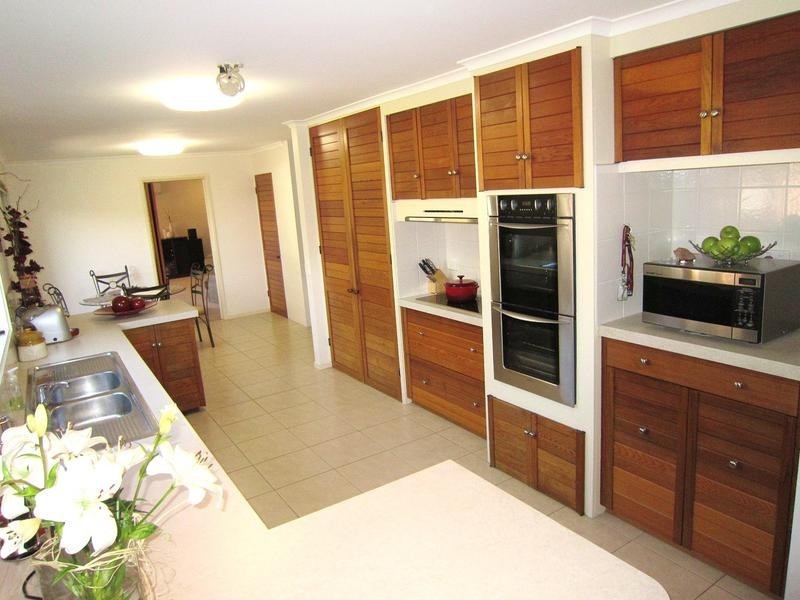 49 Strickland Street, Ascot VIC 3551