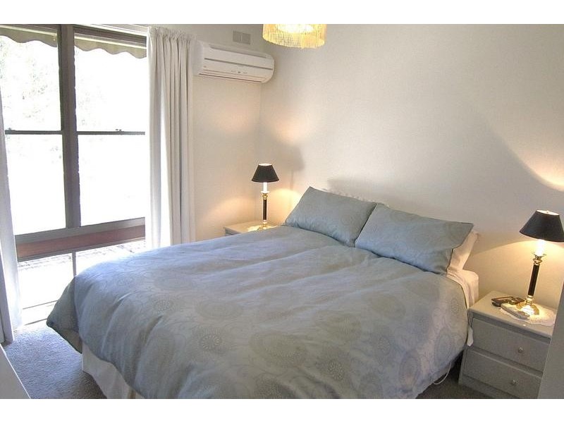 49 Strickland Street, Ascot VIC 3551