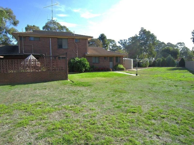 49 Strickland Street, Ascot VIC 3551