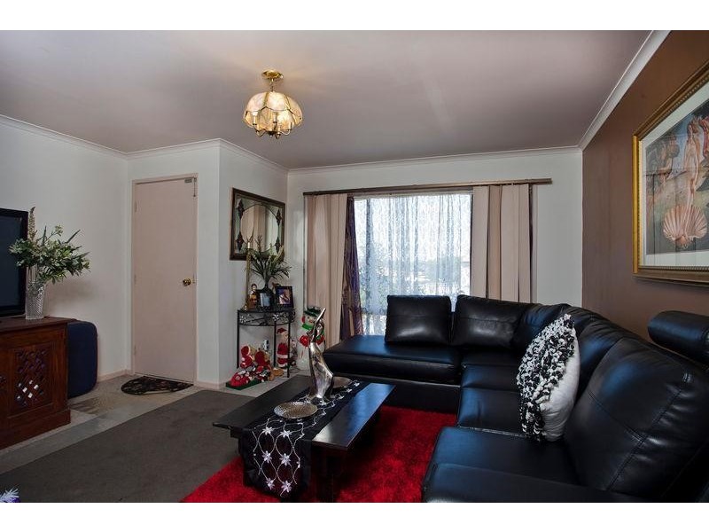 1 Lockwood Mews, Kangaroo Flat VIC 3555