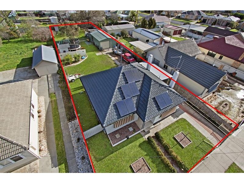 19 Olympic Parade, Kangaroo Flat VIC 3555