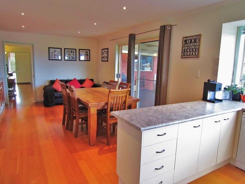 7 Hines Court, Kangaroo Flat VIC 3555