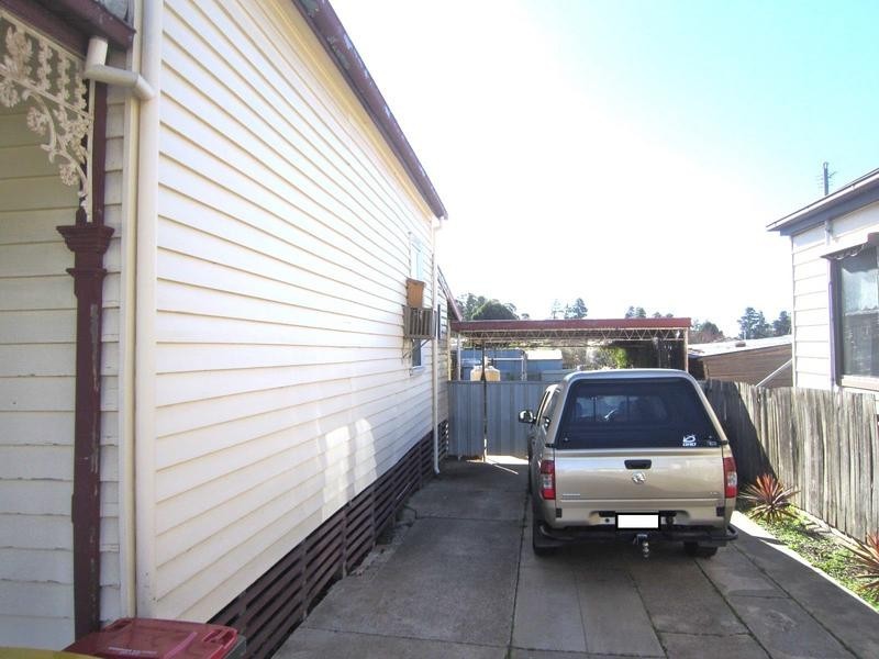 30 Dowding Street, California Gully VIC 3556