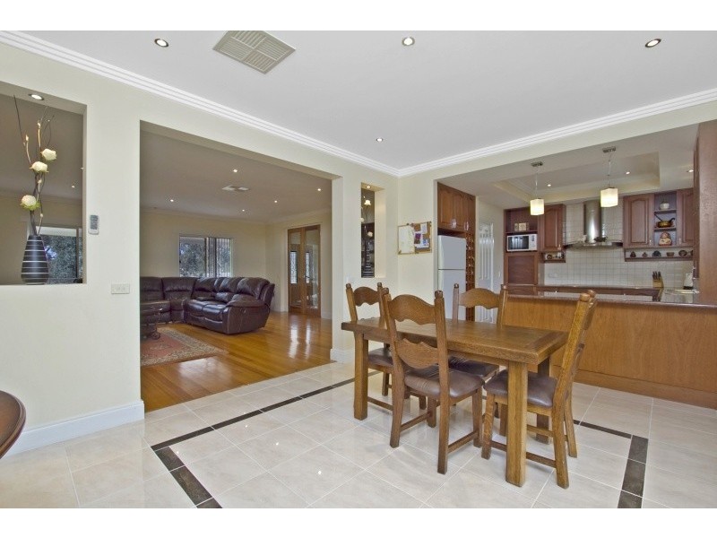 19 McDonalds Lane, Ravenswood South VIC 3453