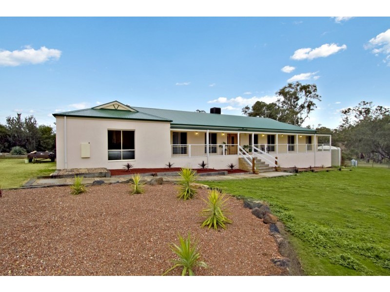 19 McDonalds Lane, Ravenswood South VIC 3453