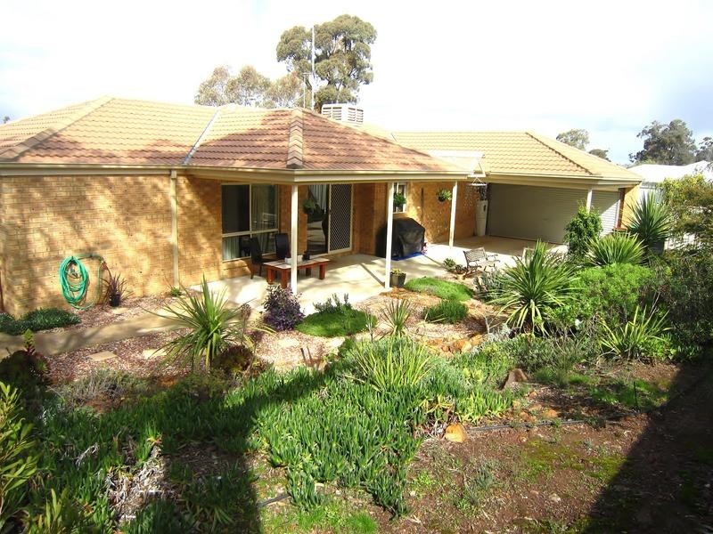 16 The Heath, Eaglehawk VIC 3556
