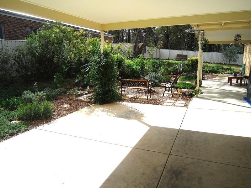 16 The Heath, Eaglehawk VIC 3556