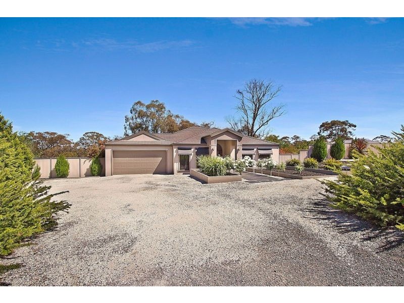 6 Villa Terrace, Junortoun VIC 3551