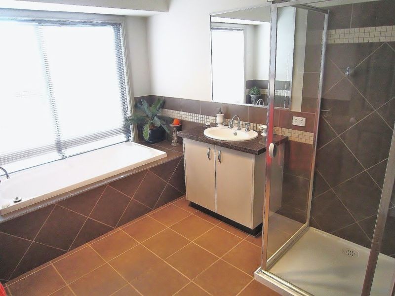 6 Villa Terrace, Junortoun VIC 3551